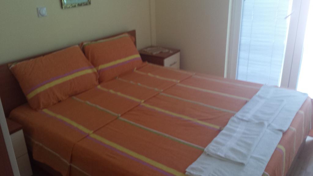 Gjole Apartments Lagadin Habitación foto