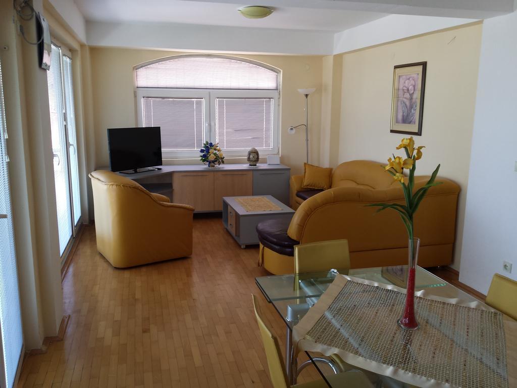 Gjole Apartments Lagadin Habitación foto