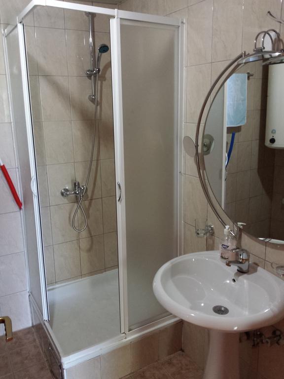 Gjole Apartments Lagadin Habitación foto